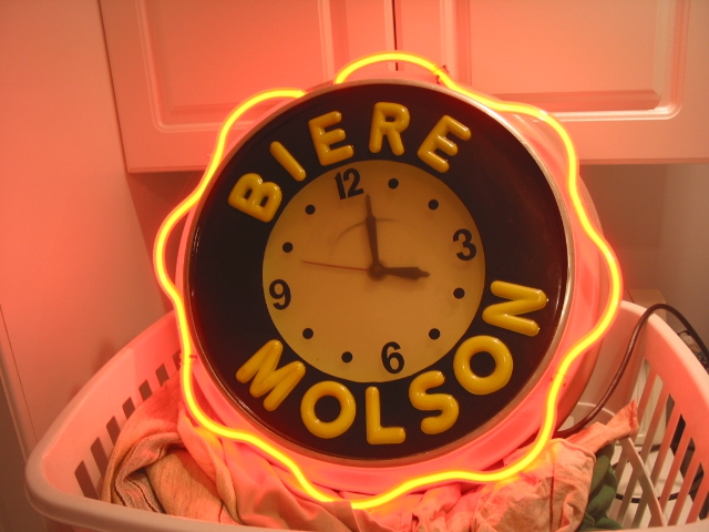 Molson beer neon sign